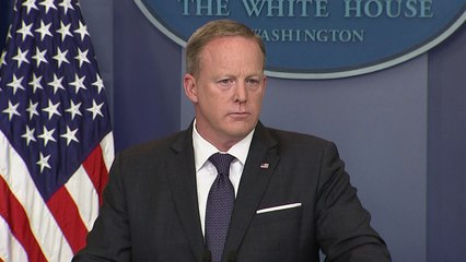 Spicer: Trump has 'unbelievable' relationship with Merkel