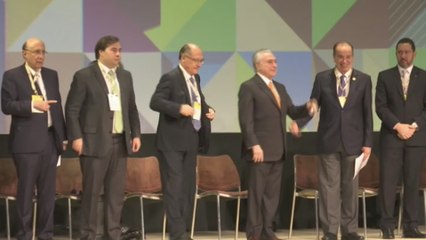 Brasil espera atraer inversionistas para superar su crisis económica y política