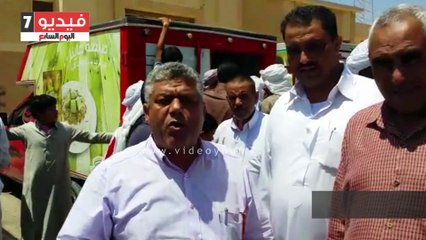مدير تموين مطروح يرافق قافلة سلع مدعمة لقرية رأس الحكمة