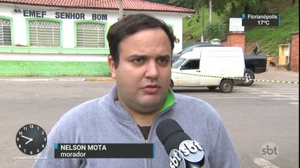 Quadrilha explode agência bancária, mas foge sem levar nada