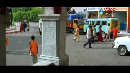 Vijay Sai Enjoy With Aunty At Railway Ticket Counter