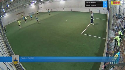 Faute de Aurélien  - Athletic Kiniktou Vs Securit Dogman - 30/05/17 20:00 - Ligue 2