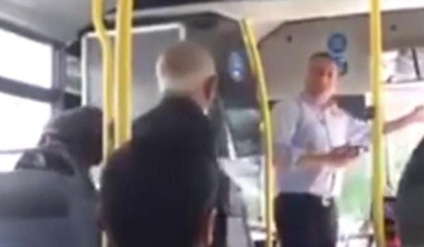 'Psikolojim bozuldu' diyen şoför yolcuları indirdi