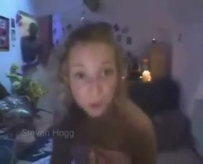 Une femme est prise en flagrant délit en publiant cette vidéo