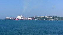Türkakım'da Boru Döşeyecek Gemi Istanbul Boğazı'ndan Geçiyor