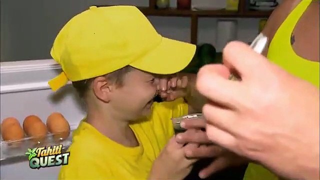 TAHITI QUEST Episode 1 - Dégustation de plats Tahitiens _ Bonus #5 Saison 3 sur