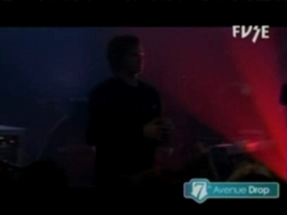 Angels and airwaves - Do it for me now (live)