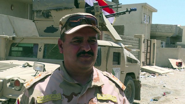 Les forces irakiennes bombardent l'EI à Mossoul-ouest