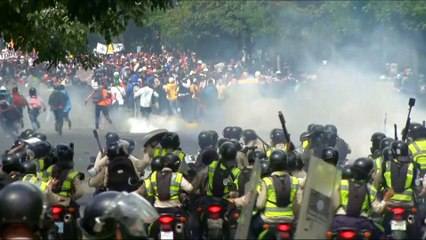 Venezuela protests intensify, more flee country as crisis deepens