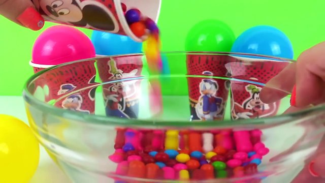 MICKEY MOUSE CLUBHOUSE COPOS BALAS SURPRESAS A CASA DO MICKEY MOUSE EM PORTUGUES BRINQUEDO