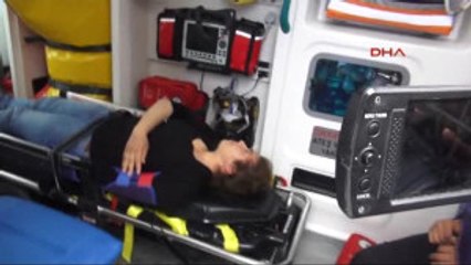 Ataşehir'de Yolcu Minibüsü Kazası : 8 Yaralı