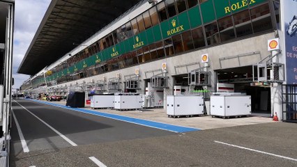 Pitlane installations des stands
