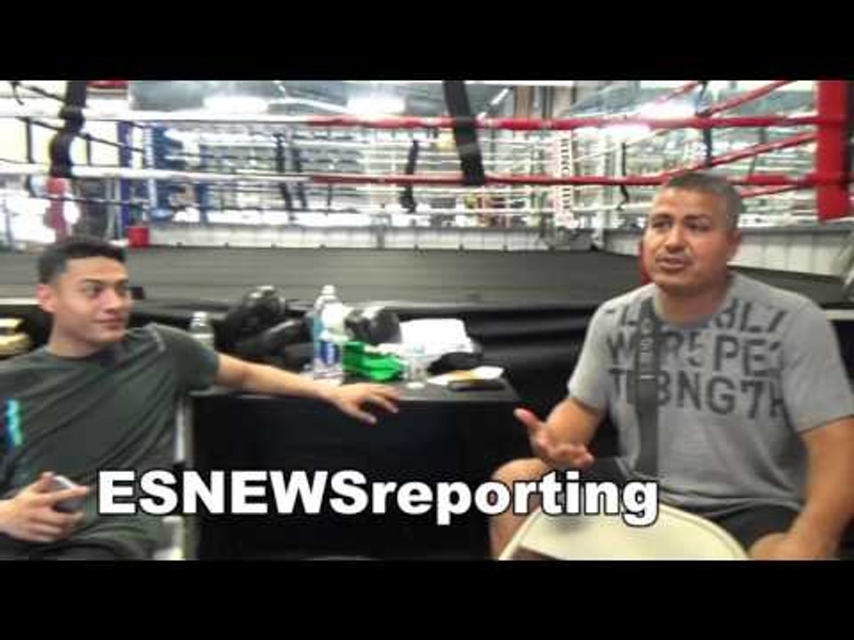boxing champ carlos cuadras killing the speed bag - EsNews Boxing