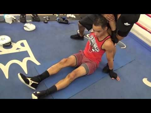 boxing prospect 6-0 juan funez stretching EsNews Boxing