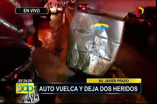 Vía Expresa: accidente vehicular por intensa llovizna deja dos heridos