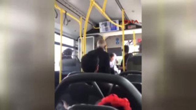 Psikolojim Bozuldu' Diyen Şoför Yolcuları Indirdi