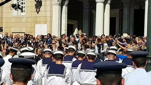 Έξοδος κηδεία Μητσοτάκη