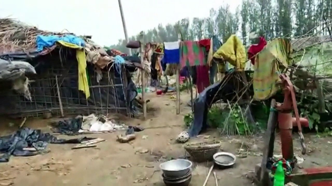 Bangladesh: les camps de Rohingyas dévastés