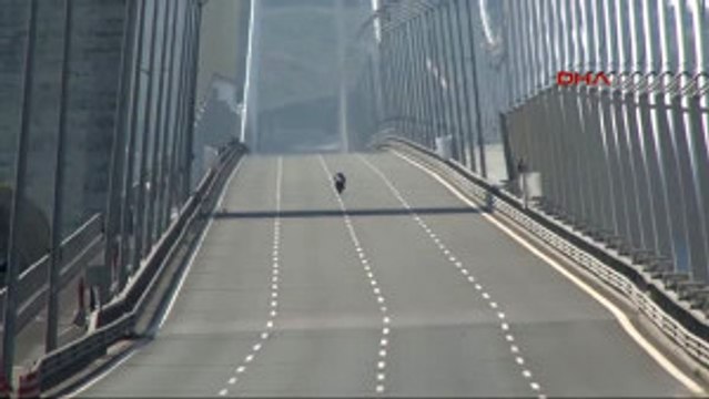 Kenan Sofuoğlu 350 Kilometre Hızla Yavuz Sultan Selim Köprüsü'nden Geçti