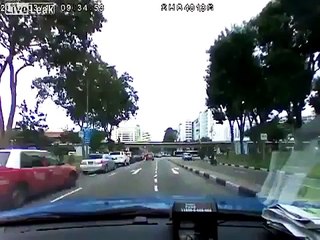 car accident video clips youtube Crash at intersection between car and bus