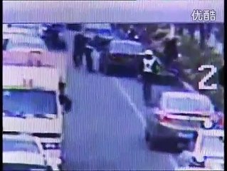 Car Crash Videos Chinese Driver Leaves Crime Scene