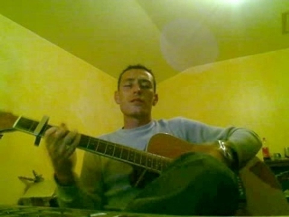 Wonderwall OASIS reprise acoustic by GizMo