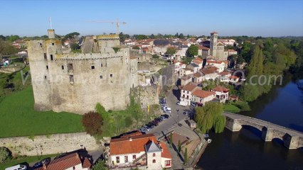 CLISSON ET SON CHÂTEAU VU PAR DRONE AU PRINTEMPS 3