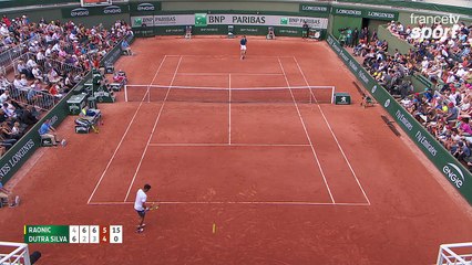 Roland-Garros 2017 : 4 aces, un jeu blanc et une qualification pour le 3e tour, c’est signé Raonic (4-6, 6-2, 6-3, 6-4)