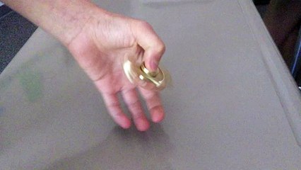 GOLD FIDGET SPINNER GIVEAWAY (Link in Description)