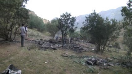 Şırnak'ta Düşen Askeri Helikopterin Enkaz Görüntüleri (1)