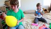 ГИГАНТСКИЕ ШАРИКИ Лопаем ШАРИКИ С ВОДОЙ Crushes Water balloons видео для детей Funny Video