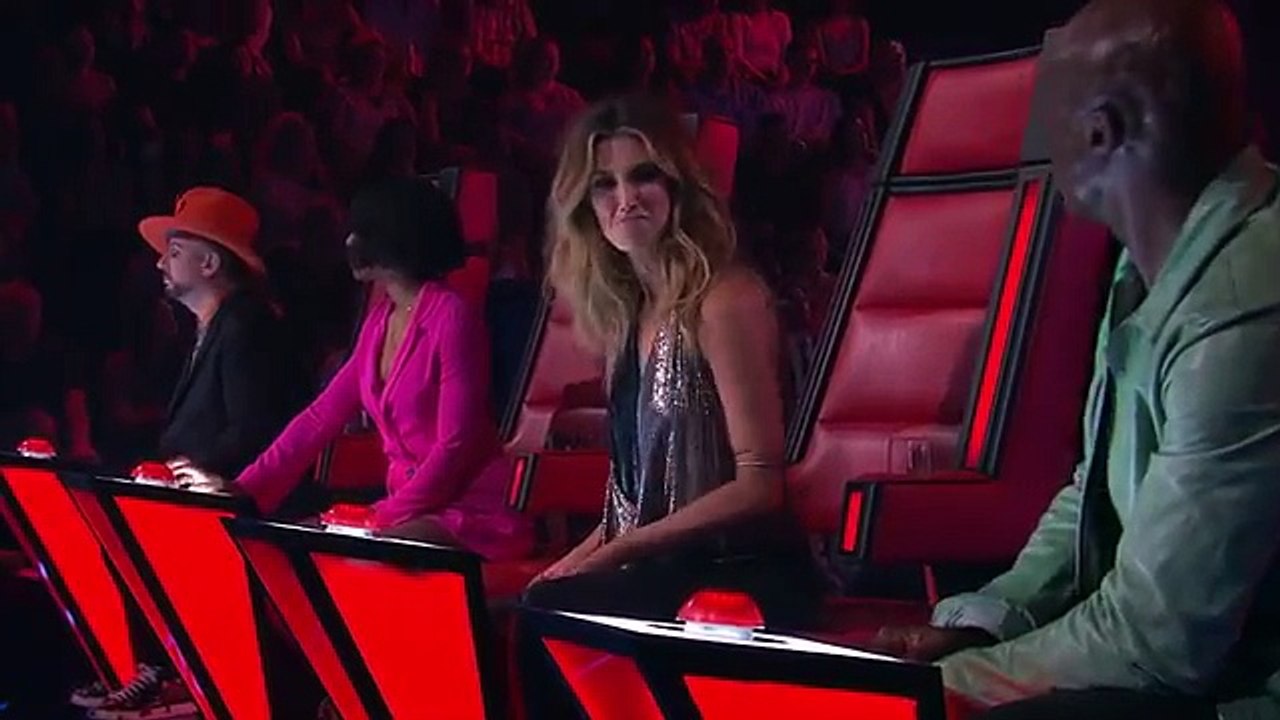 Grace Laing sings Should ve Been Us   The Voice Australia 2017