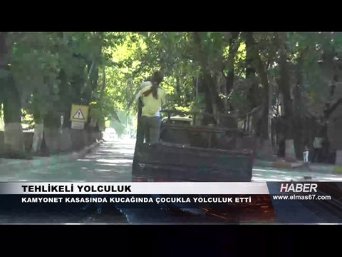 Kamyonet kasasında tehlikeli yolculuk
