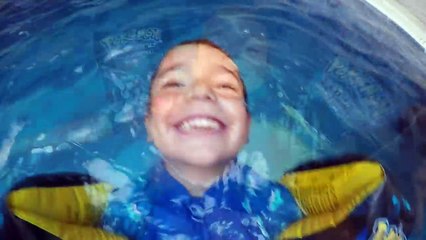 DEFIS & FUN dans la PISCINE d’un Hôtel Parisien  -)
