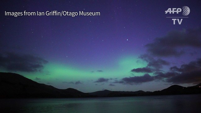 Aurora Australis lights up New Zealand sky