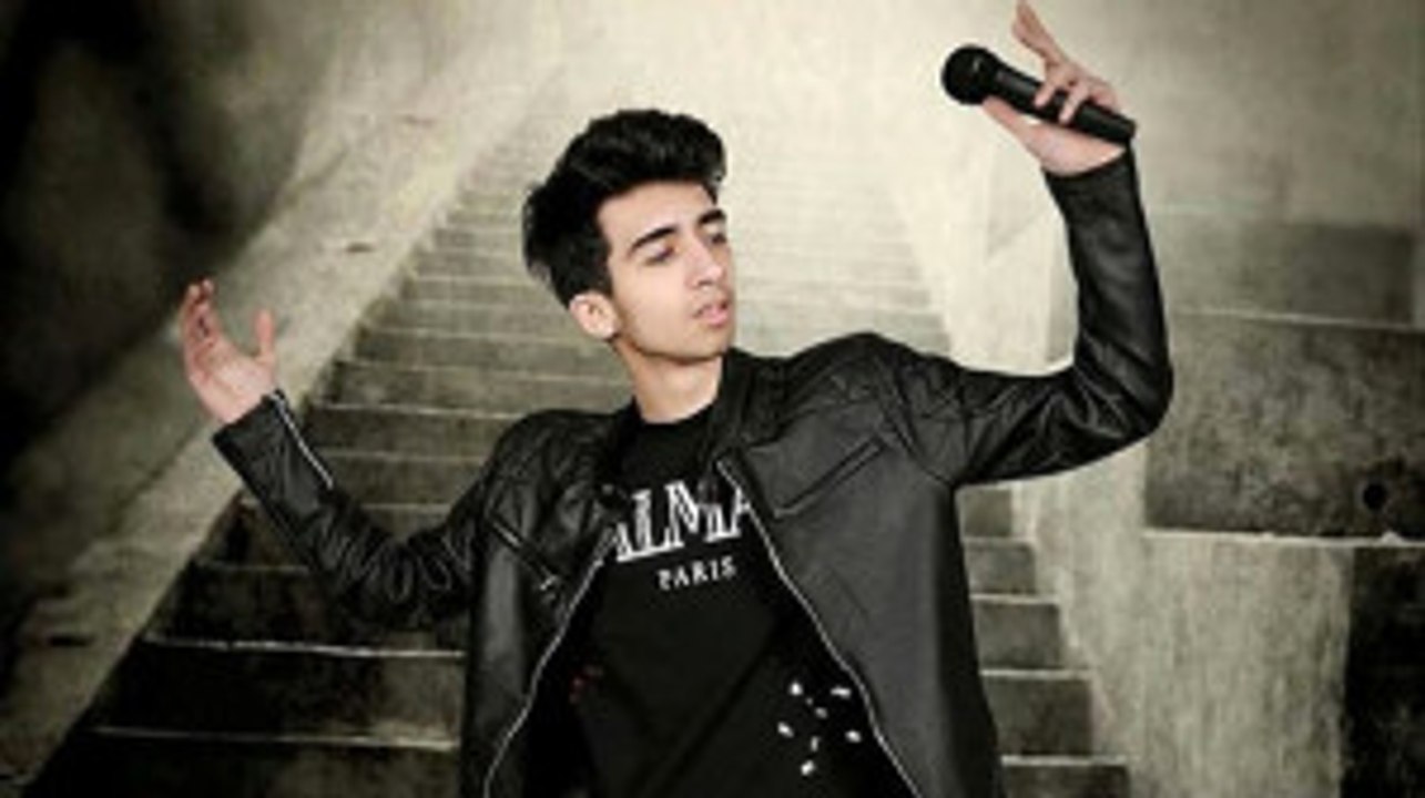 'Gece Gölgenin Rahatına Bak' Şarkısı Çalıntı Çıkınca Youtube Klibi Kaldırdı