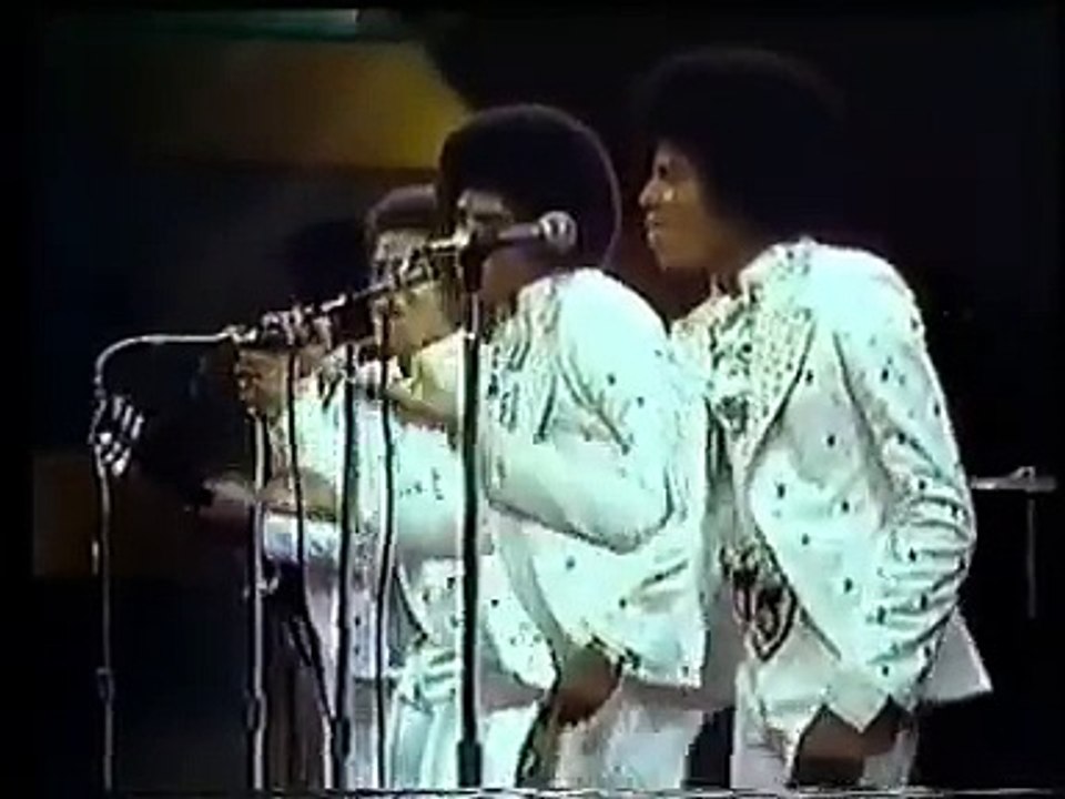 Jackson 5, Marlon Jackson singing Lead on song Temptations originally song on Papa  Was ...