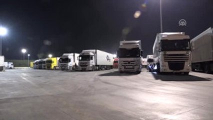 Tır Kuyruğunda Sahur Yapıyorlar