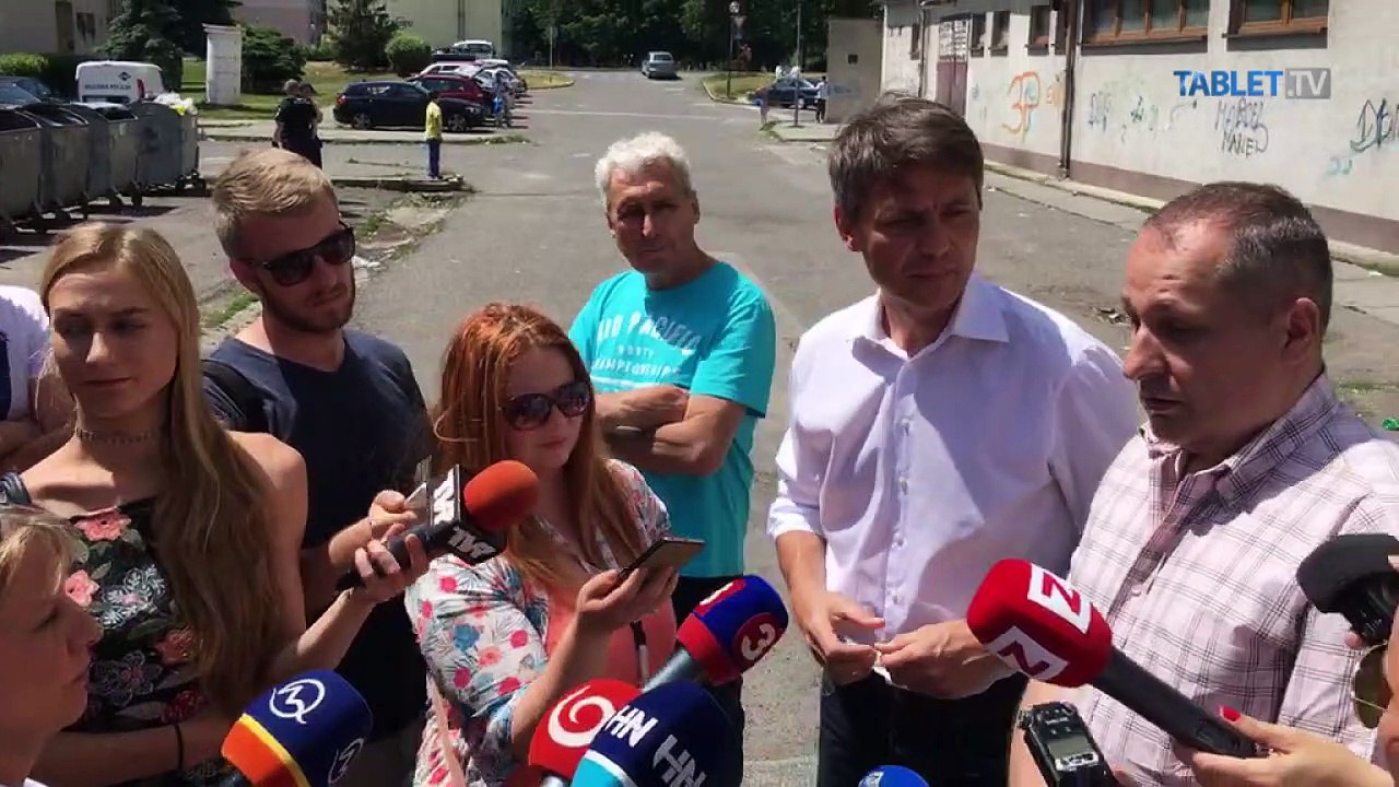 ZÁZNAM: Aktuálna situácia v bratislavskom Pentagone