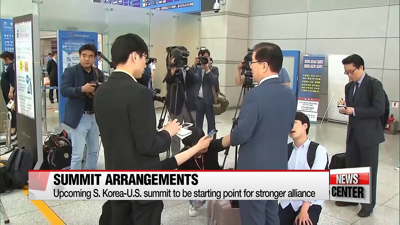 Moon's top security advisor departs for U.S. to discuss summit, N.K. threats