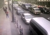 Truck Smashes 19 Cars in Vladivostok, Russia