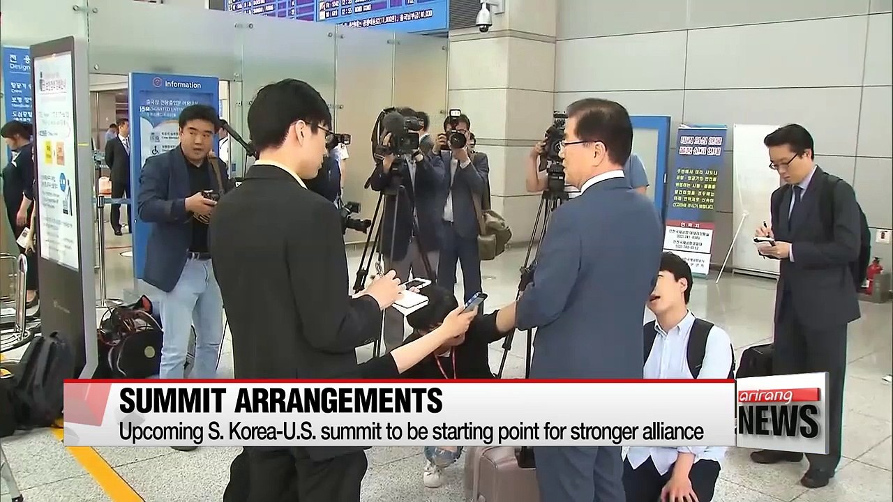 Moon's top security advisor departs for U.S. to discuss summit, N.K. threats