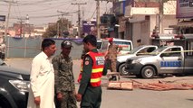 Atentado talibã mata ao menos cinco no Paquistão