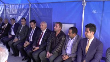 Bakan Tüfenkci Şehit Yarbay Yakut'un Ailesine Taziye Ziyaretinde Bulundu