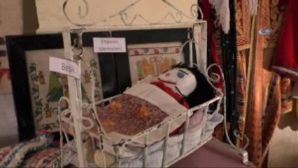 Hazreti Muhammed'in Hayatını Anlatan 300 Yıllık El Yazması Kitap Büyük İlgi Gördü