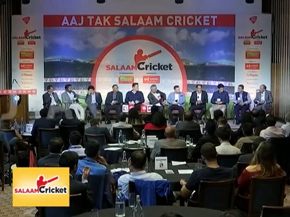 See What Indian Anchor Said To Sunil Gawaskar About Imran Khan...