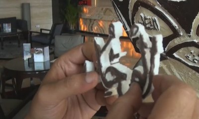 Miniatur Kubah Masjid Ini Terbuat dari Cokelat