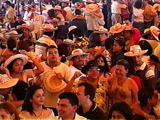 LA  SANGRE  LLAMA - HNOS ZULETA