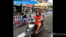 Funny Chinese vieos - Prank chinese 2017 can't stop laugh
