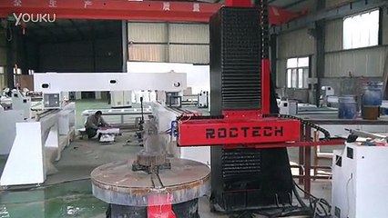 Roctech CNC Router working out a buddha statue